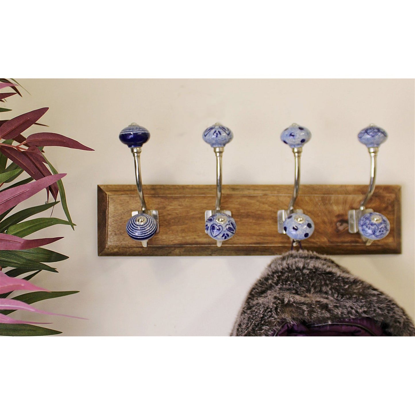 4 Double Ceramic Blue & White Coat Hooks On Wooden Base